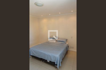 Casa à venda com 450m², 4 quartos e 4 vagasQuarto Suite 2