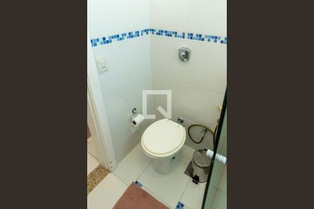 Casa à venda com 450m², 4 quartos e 4 vagasBanheiro Suite 3 e 4