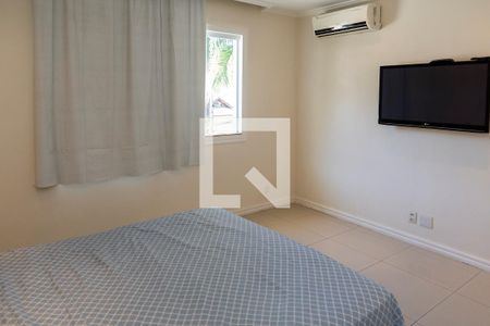 Casa à venda com 450m², 4 quartos e 4 vagasQuarto Suite 2