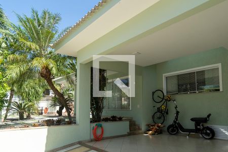 Casa à venda com 450m², 4 quartos e 4 vagasGaragem