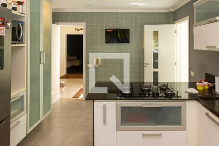 Casa à venda com 450m², 4 quartos e 4 vagasCozinha - Armários