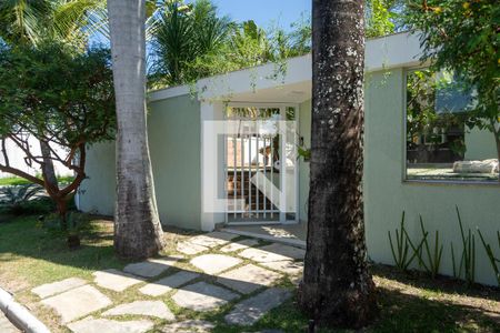Casa à venda com 450m², 4 quartos e 4 vagasFachada
