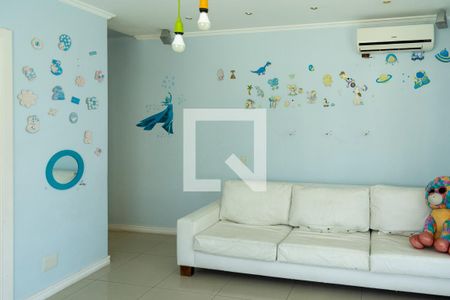 Casa à venda com 450m², 4 quartos e 4 vagasQuarto Suite 3