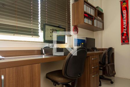 Casa à venda com 450m², 4 quartos e 4 vagasEscritório