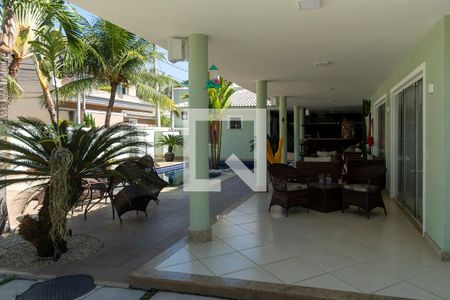 Casa à venda com 450m², 4 quartos e 4 vagasÁrea gourmet