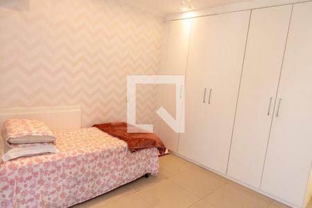 Casa à venda com 450m², 4 quartos e 4 vagasQuarto Suite 4