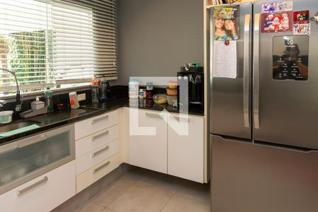 Casa à venda com 450m², 4 quartos e 4 vagasCozinha - Armários