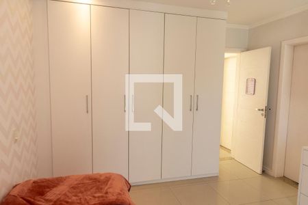 Casa à venda com 450m², 4 quartos e 4 vagasQuarto Suite 4