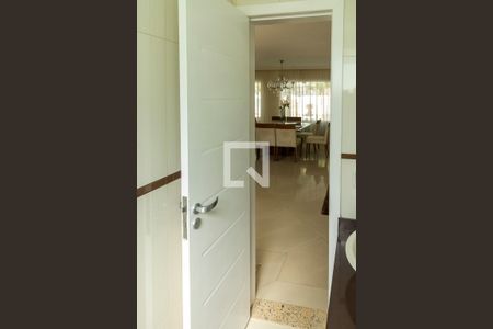 Casa à venda com 450m², 4 quartos e 4 vagasBanheiro 1