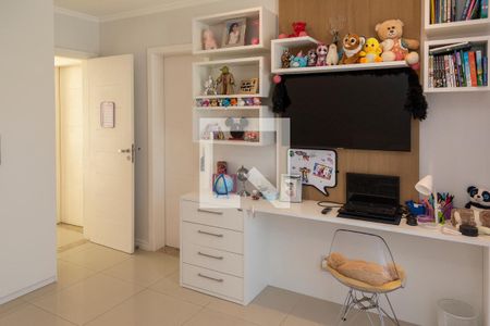 Casa à venda com 450m², 4 quartos e 4 vagasQuarto Suite 4