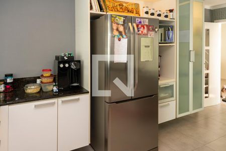 Casa à venda com 450m², 4 quartos e 4 vagasCozinha - Armários