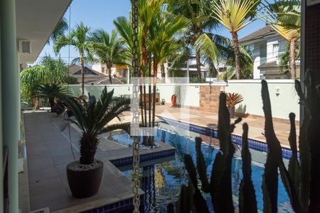 Casa à venda com 450m², 4 quartos e 4 vagasPiscina