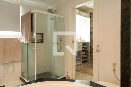 Casa à venda com 450m², 4 quartos e 4 vagasBanheiro da Suíte 1