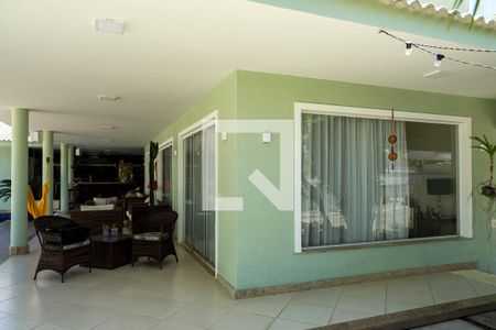 Casa à venda com 450m², 4 quartos e 4 vagasVaranda