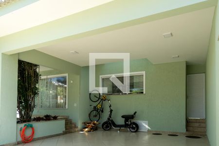 Casa à venda com 450m², 4 quartos e 4 vagasGaragem