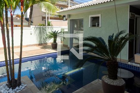 Casa à venda com 450m², 4 quartos e 4 vagasÁrea externa