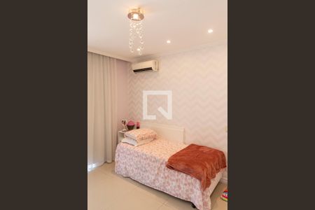 Casa à venda com 450m², 4 quartos e 4 vagasQuarto Suite 4