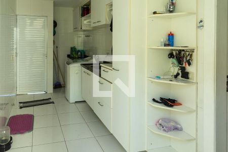 Casa à venda com 450m², 4 quartos e 4 vagasÁrea de Serviço