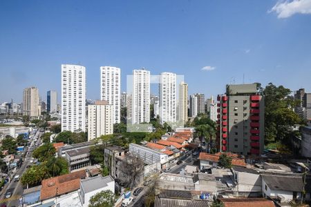 Apartamento para alugar com 81m², 2 quartos e 2 vagasVista da suíte 1