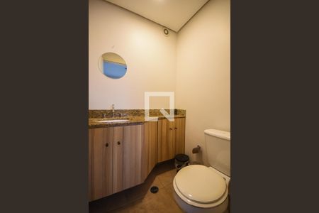 Lavabo de apartamento para alugar com 2 quartos, 81m² em Real Parque, São Paulo