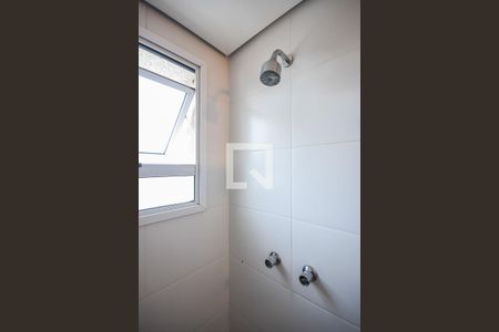 Apartamento para alugar com 81m², 2 quartos e 2 vagasChuveiro do banheiro da suíte 2