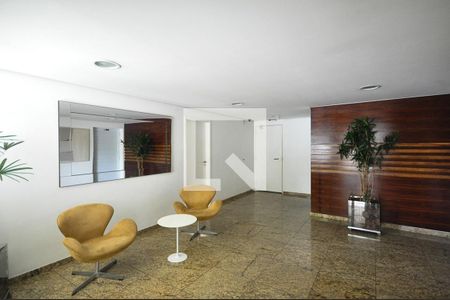 Apartamento para alugar com 81m², 2 quartos e 2 vagasHall social