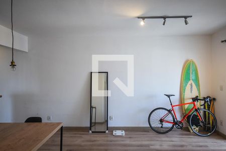 Sala de apartamento para alugar com 2 quartos, 81m² em Real Parque, São Paulo