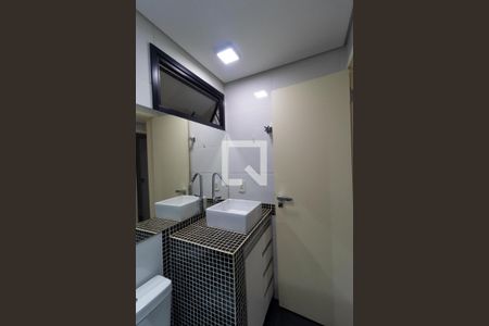 Apartamento à venda com 90m², 2 quartos e 1 vaga Apartamento à venda com 90m², 2 quartos e 1 vagaBanheiro