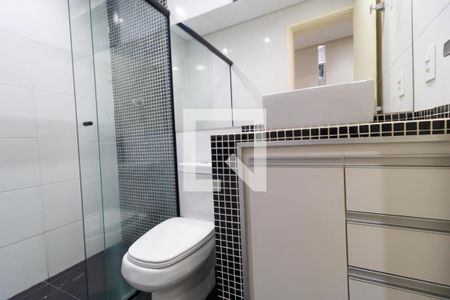 Apartamento à venda com 90m², 2 quartos e 1 vaga Apartamento à venda com 90m², 2 quartos e 1 vagaBanheiro
