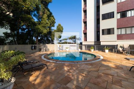 Apartamento à venda com 90m², 2 quartos e 1 vaga Apartamento à venda com 90m², 2 quartos e 1 vagaÁrea comum - Piscina