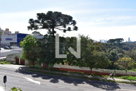 Quarto 2 de apartamento para alugar com 2 quartos, 49m² em Campo Comprido, Curitiba