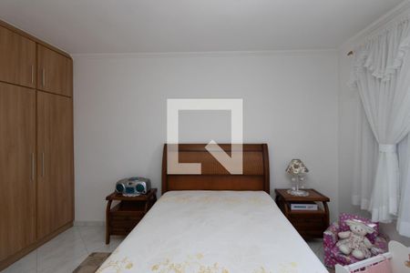 Casa à venda com 250m², 4 quartos e 4 vagas Casa à venda com 250m², 4 quartos e 4 vagasQuarto 3
