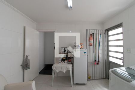 Casa à venda com 250m², 4 quartos e 4 vagas Casa à venda com 250m², 4 quartos e 4 vagasÁrea de Serviço