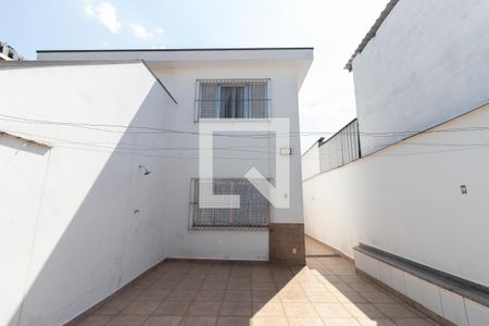 Casa à venda com 250m², 4 quartos e 4 vagas Casa à venda com 250m², 4 quartos e 4 vagasQuintal
