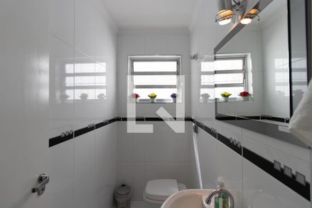 Lavabo de casa à venda com 4 quartos, 250m² em Vila Mazzei, São Paulo