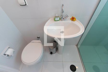 Casa à venda com 250m², 4 quartos e 4 vagas Casa à venda com 250m², 4 quartos e 4 vagasBanheiro do Quarto 3