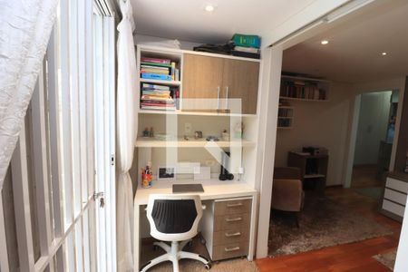 Casa à venda com 184m², 4 quartos e 3 vagasQuarto Suíte