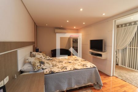 Casa à venda com 184m², 4 quartos e 3 vagasQuarto Suíte