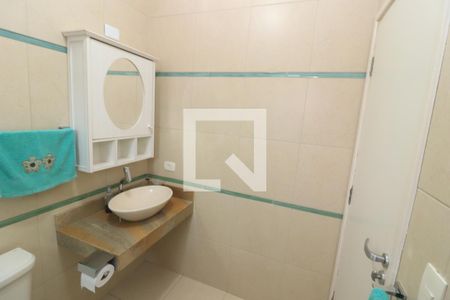 Casa à venda com 184m², 4 quartos e 3 vagasBanheiro da Suíte 2