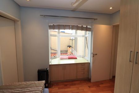 Casa à venda com 184m², 4 quartos e 3 vagasQuarto 4 - Suíte