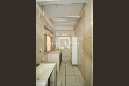 Casa para alugar com 100m², 2 quartos e sem vaga Casa para alugar com 100m², 2 quartos e sem vagaÁrea de Serviço