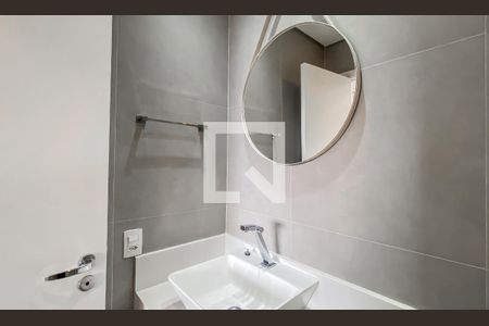 Lavabo de apartamento para alugar com 2 quartos, 120m² em Vila Penteado, São Paulo