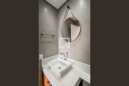 Lavabo de apartamento para alugar com 2 quartos, 120m² em Vila Penteado, São Paulo
