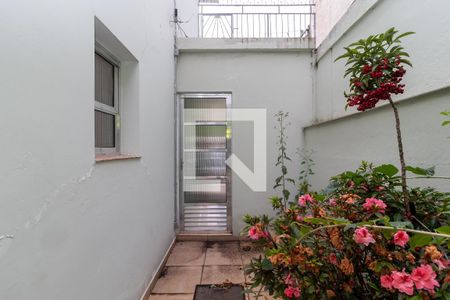 Casa à venda com 134m², 3 quartos e 3 vagasCorredor Lateral