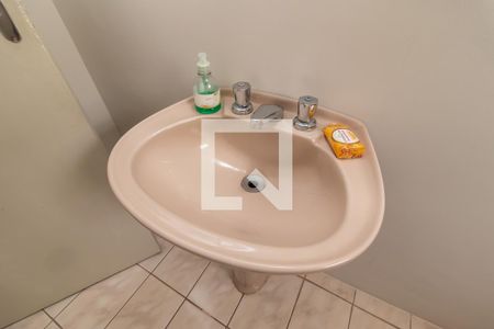 Casa à venda com 134m², 3 quartos e 3 vagasBanheiro 1