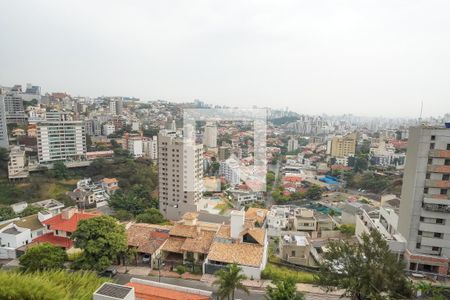Apartamento para alugar com 230m², 1 quarto e 4 vagasVista da Sacada