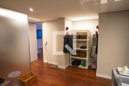 Apartamento para alugar com 230m², 1 quarto e 4 vagasCloset