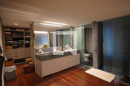 Apartamento para alugar com 230m², 1 quarto e 4 vagasCloset