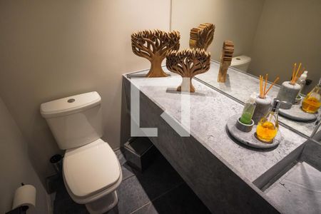 Apartamento para alugar com 230m², 1 quarto e 4 vagasBanheiro 2