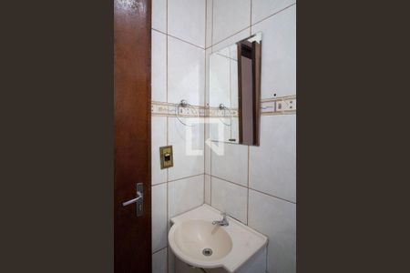 Casa de condomínio à venda com 60m², 2 quartos e 1 vaga Casa de condomínio à venda com 60m², 2 quartos e 1 vagaBanheiro
